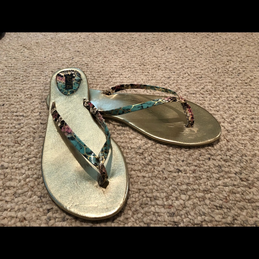 Flip Flops - Sz 10 1/2 - 11 - Picture 3 of 5